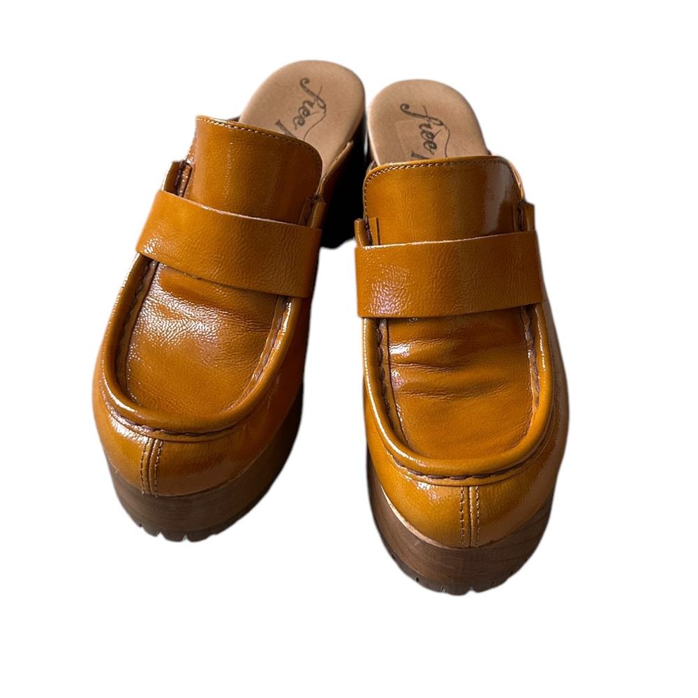 Free People Corbin Loafer Clog in Sedona - Picture 2 of 11